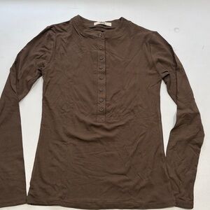 NWOT Talulah Olive green Long Sleeve Henley size large